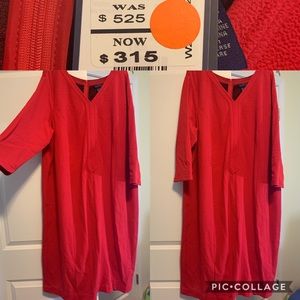 Red quarter sleeve dress